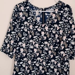 Navy blue DE Collection blouse